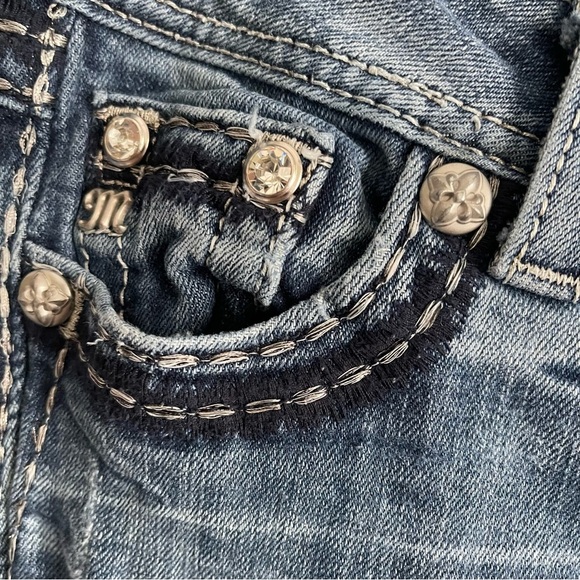 Miss Me women’s jeans Bootcut Embroidered bling size 25 western rodeo Y2K - Picture 3 of 13
